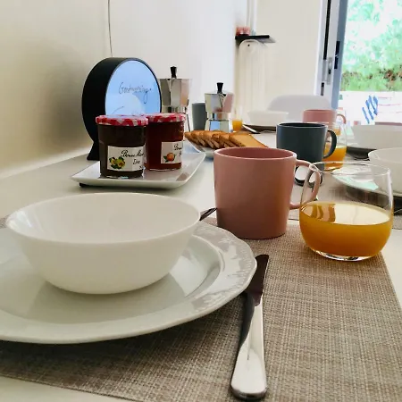 Waitnsea Apartament Ateny